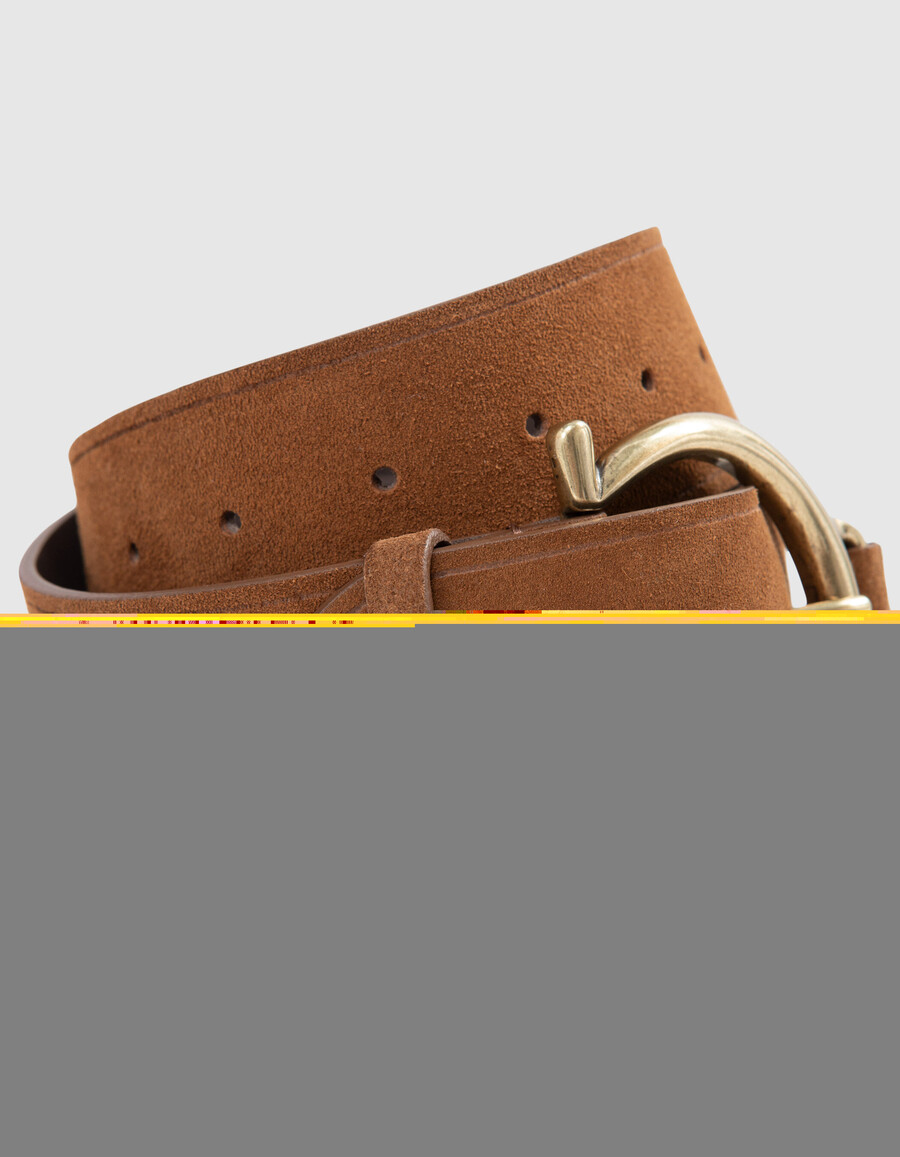 cintura da donna in pelle scamosciata color cammello con fibbia rotonda