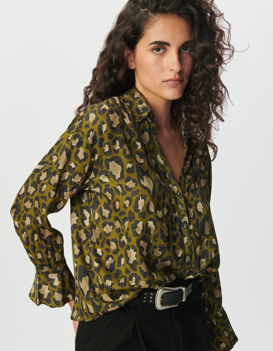 camicia da donna a maniche lunghe color cachi stampa leopardata tachist