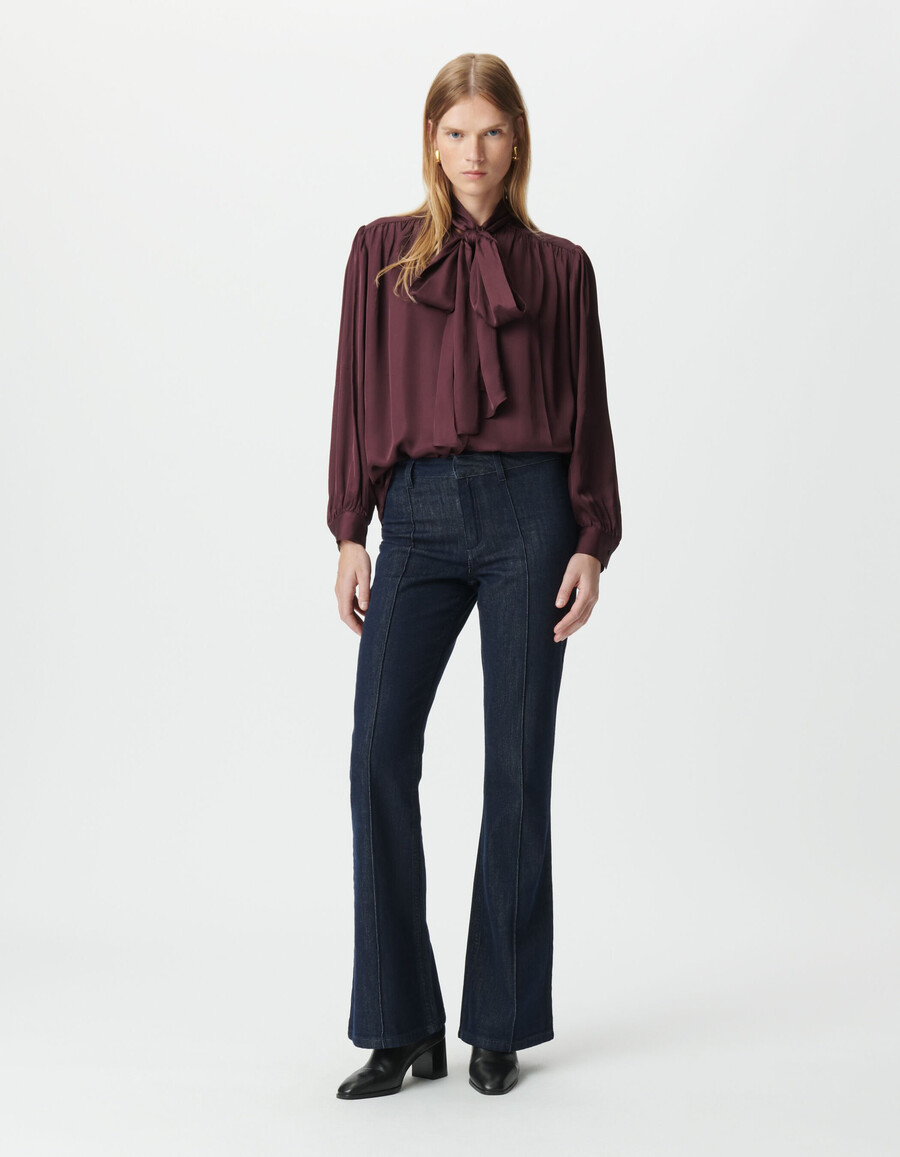 camicia da donna con cravatta in raso bordeaux