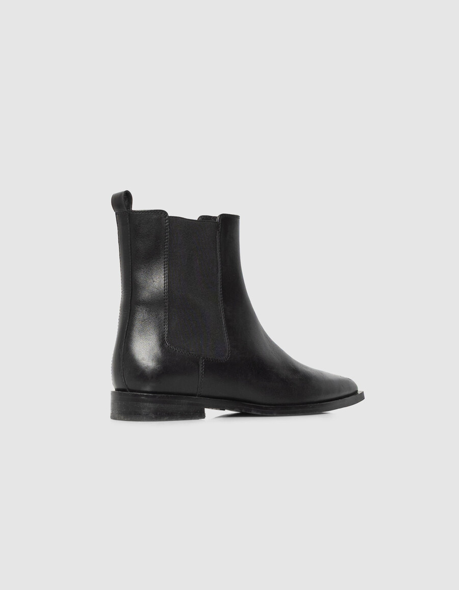 stivaletti chelsea da donna in pelle nera con punta a punta