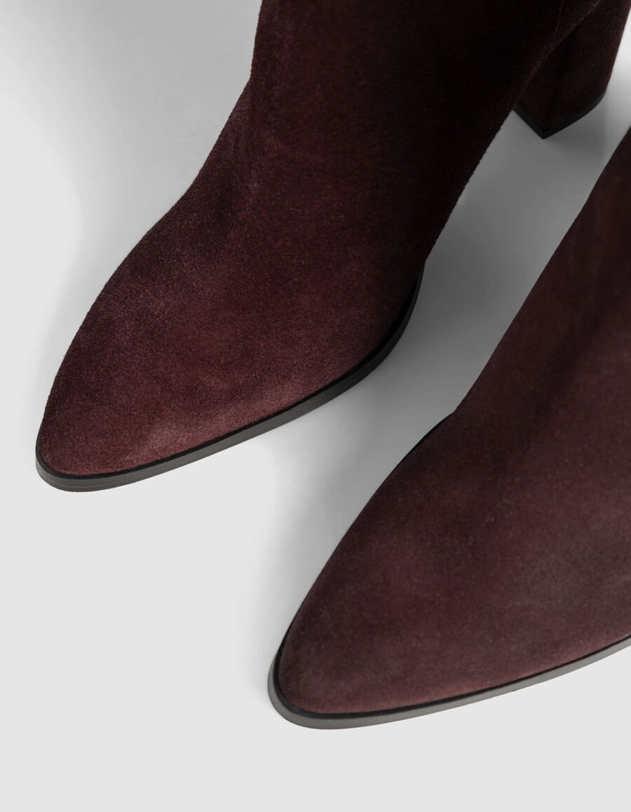 stivali con tacco in pelle scamosciata bordeaux da donna