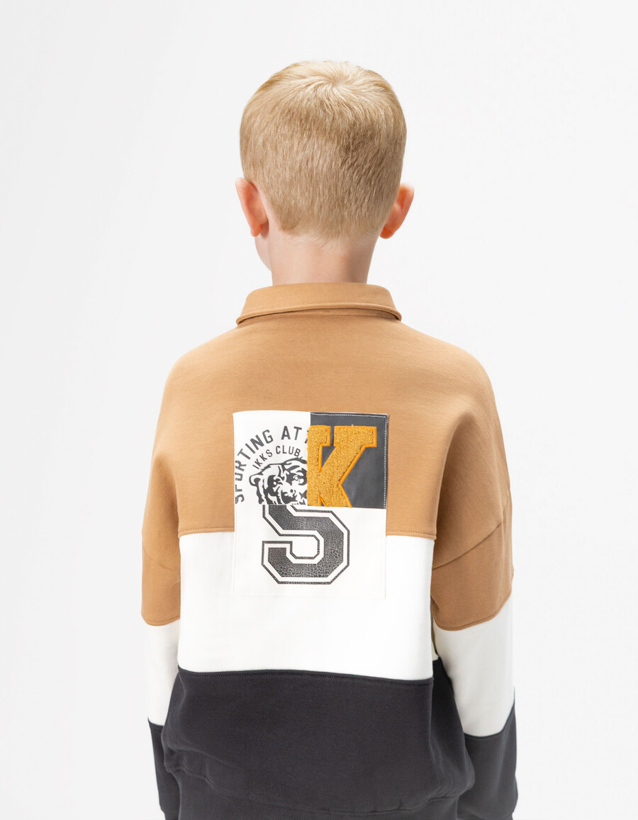 felpa polo in cotone biologico color cammelloécrublu navy per bambini