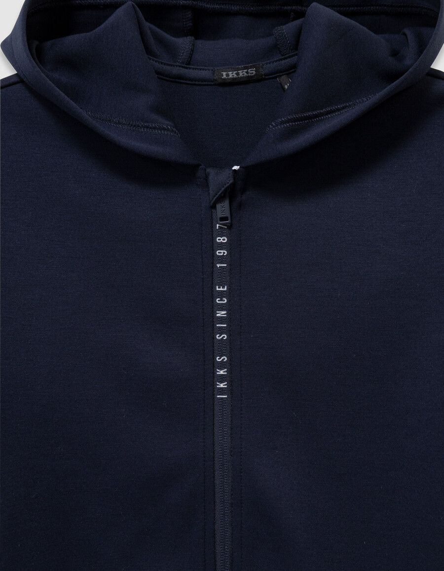 cardigan blu navy con cappuccio e cerniera per bambini con scritta sulla cerniera
