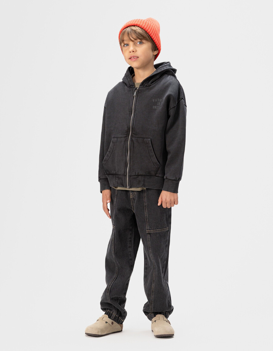 cardigan con cappuccio e cerniera nero sbiadito per ragazzi