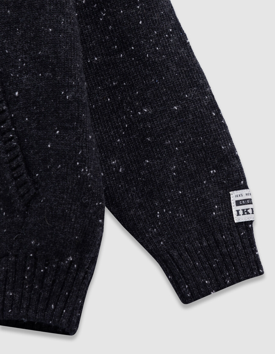 felpa con cappuccio in maglia nera mélange da bambino con stemma numerico