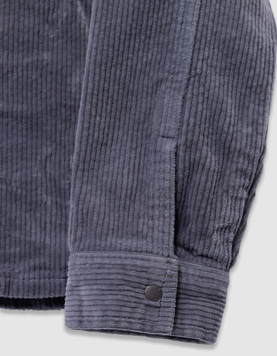 camicia da bambino in velluto a coste blu con bottoni automatici