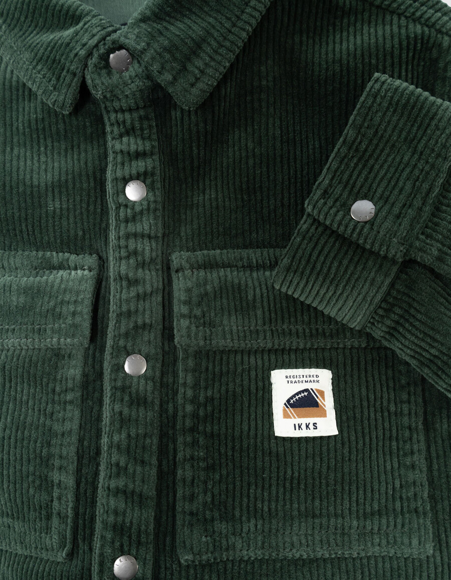 camicia da bambino in velluto a coste verde con bottoni automatici