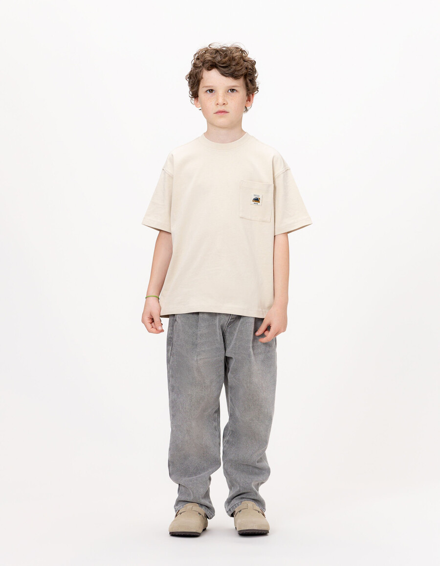 t-shirt beige in cotone biologico per bambini tasca immagine posteriore xl
