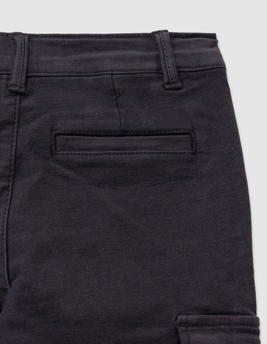 pantaloni dritti stile cargo neri da ragazzo