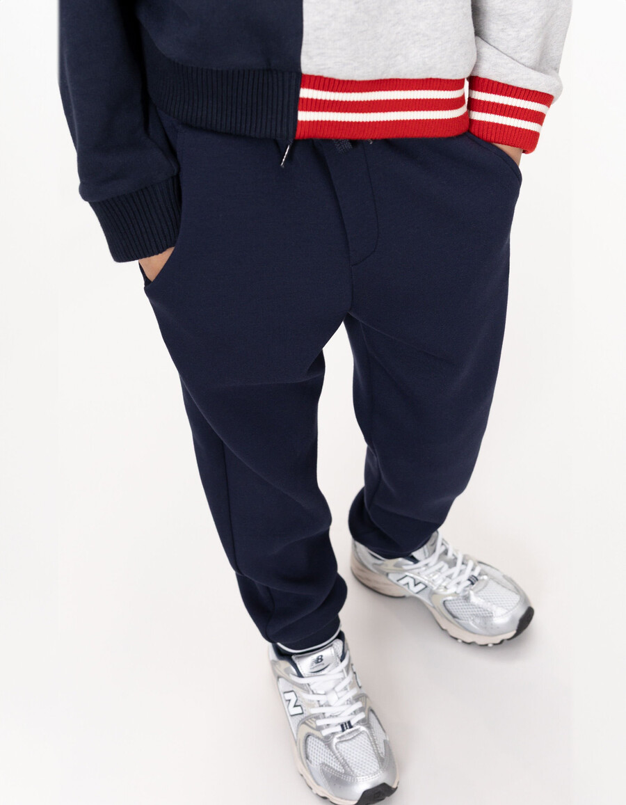 pantaloni da jogging blu navy da bambino con coulisse con lettere