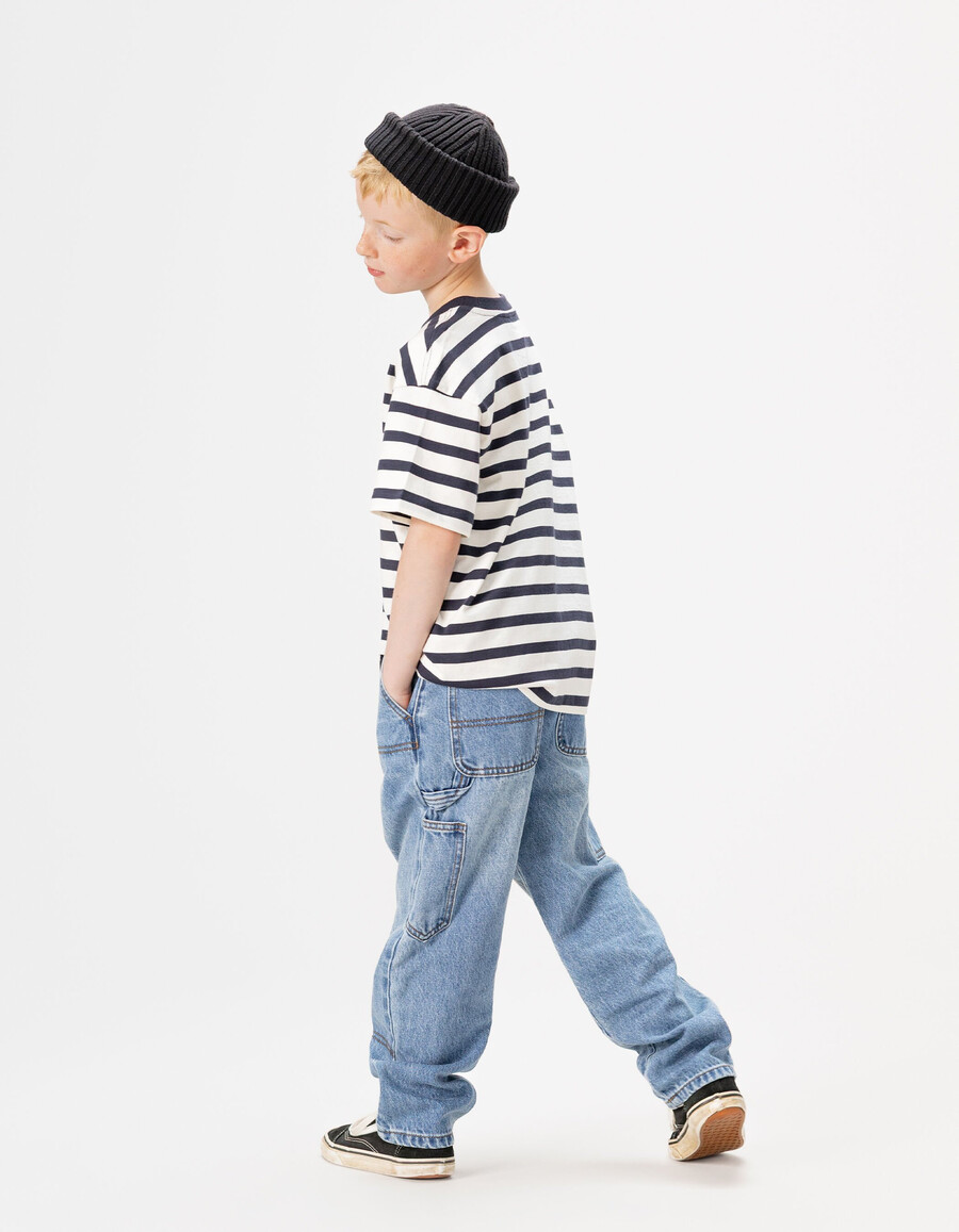 jeans larghi blu da ragazzo con tasca da carpentiere