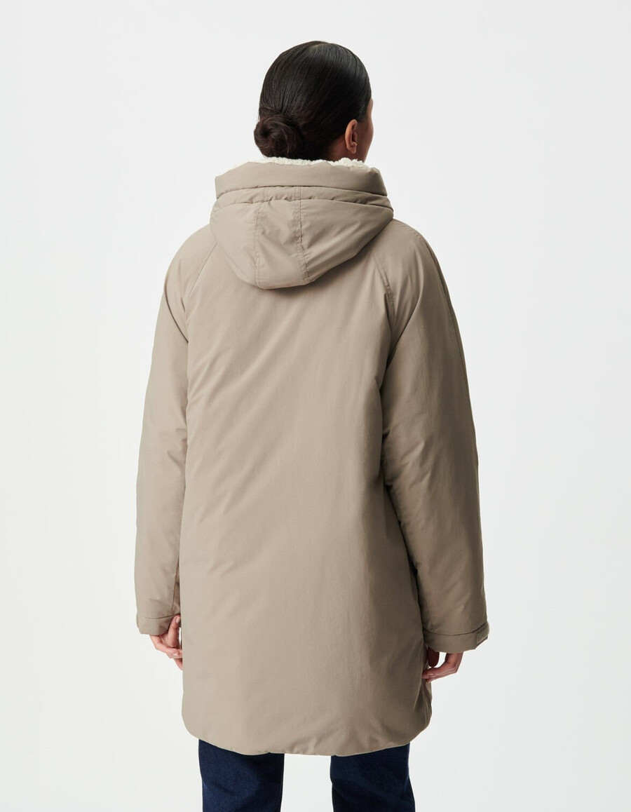 giacca imbottita beige da donna con cappuccio foderato in pelliccia
