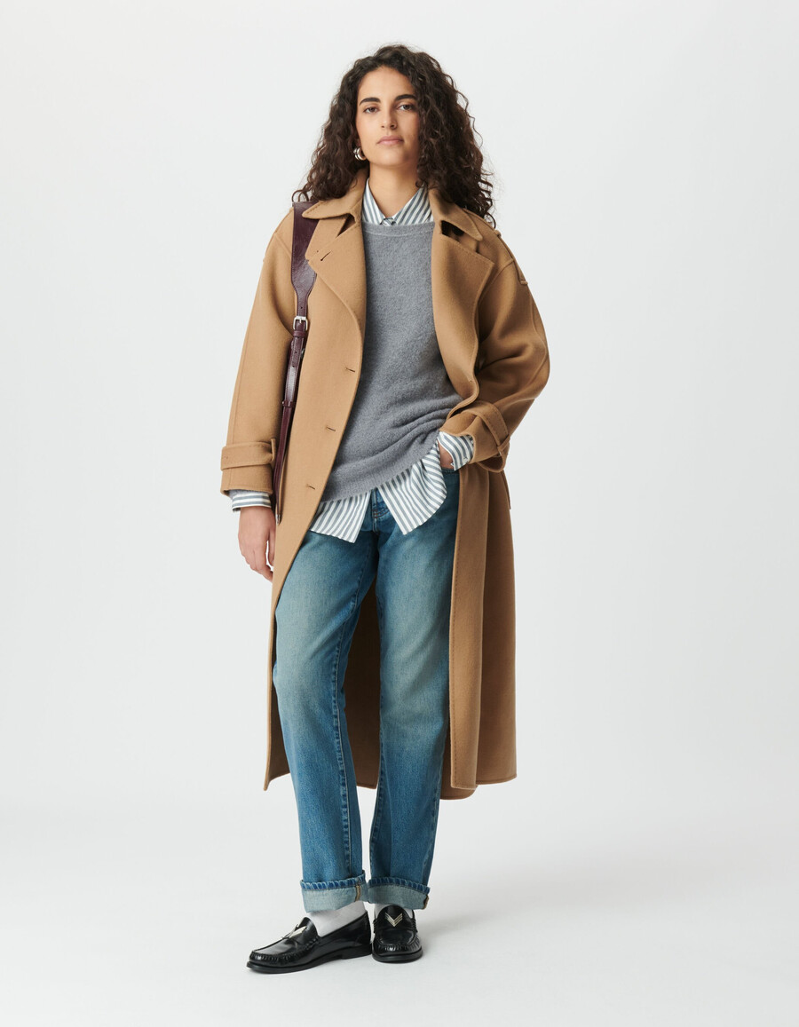 cappotto lungo da donna in lana color cammello stile trench