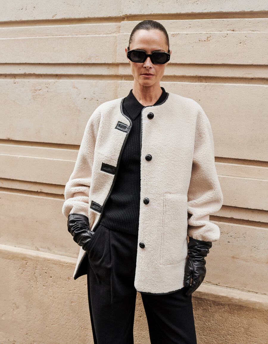 cappotto reversibile in sherpa nero ed écru da donna