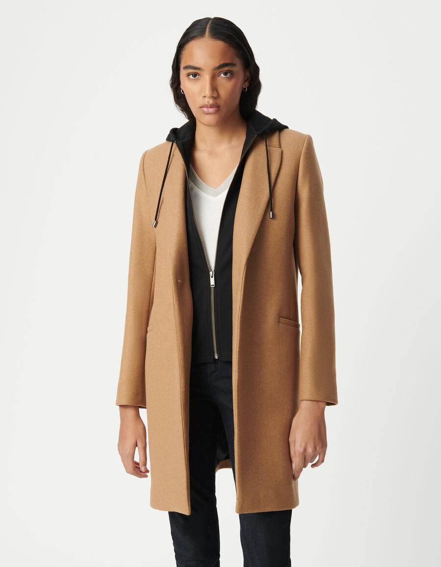 cappotto cammello di media lunghezza da donna con cappuccio staccabile
