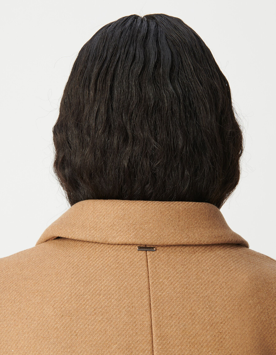 cappotto cammello di media lunghezza da donna con cappuccio staccabile