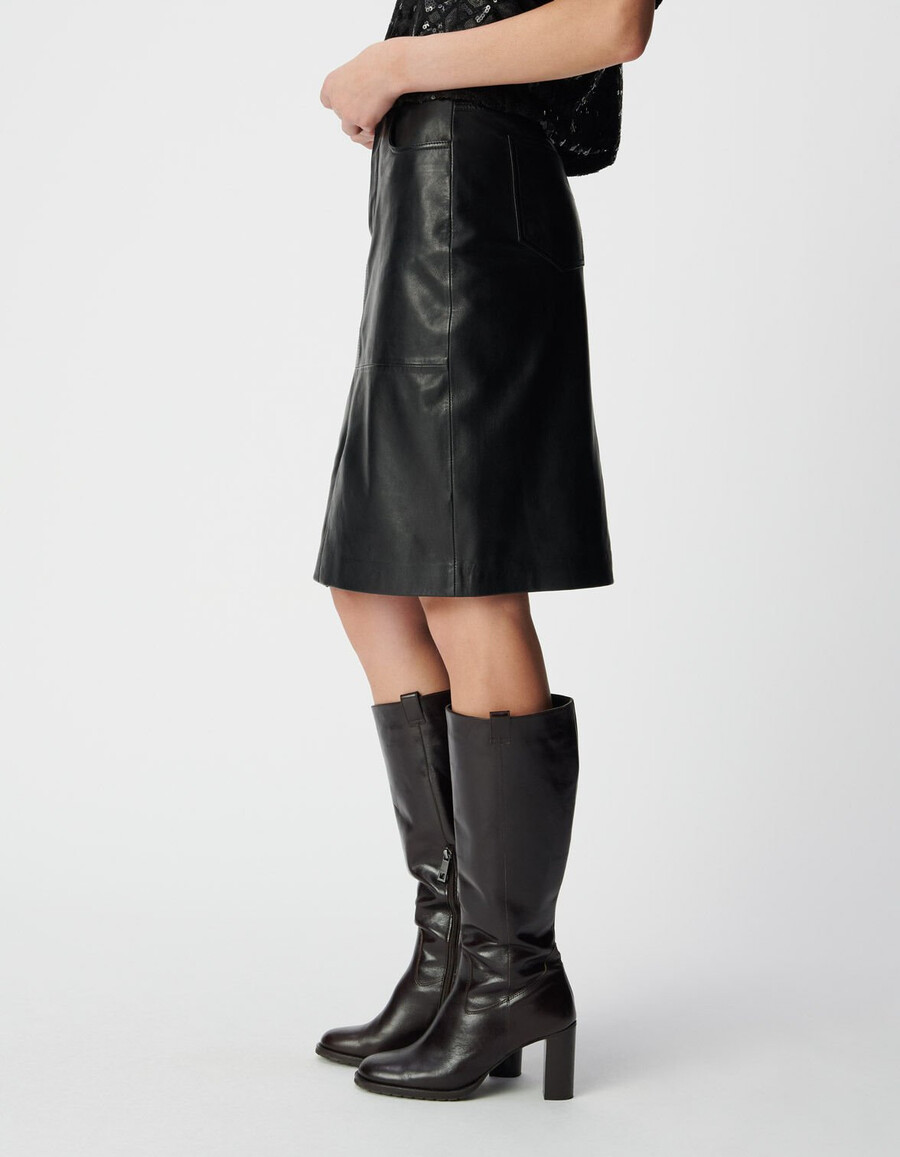 gonna dritta al ginocchio in pelle nera da donna