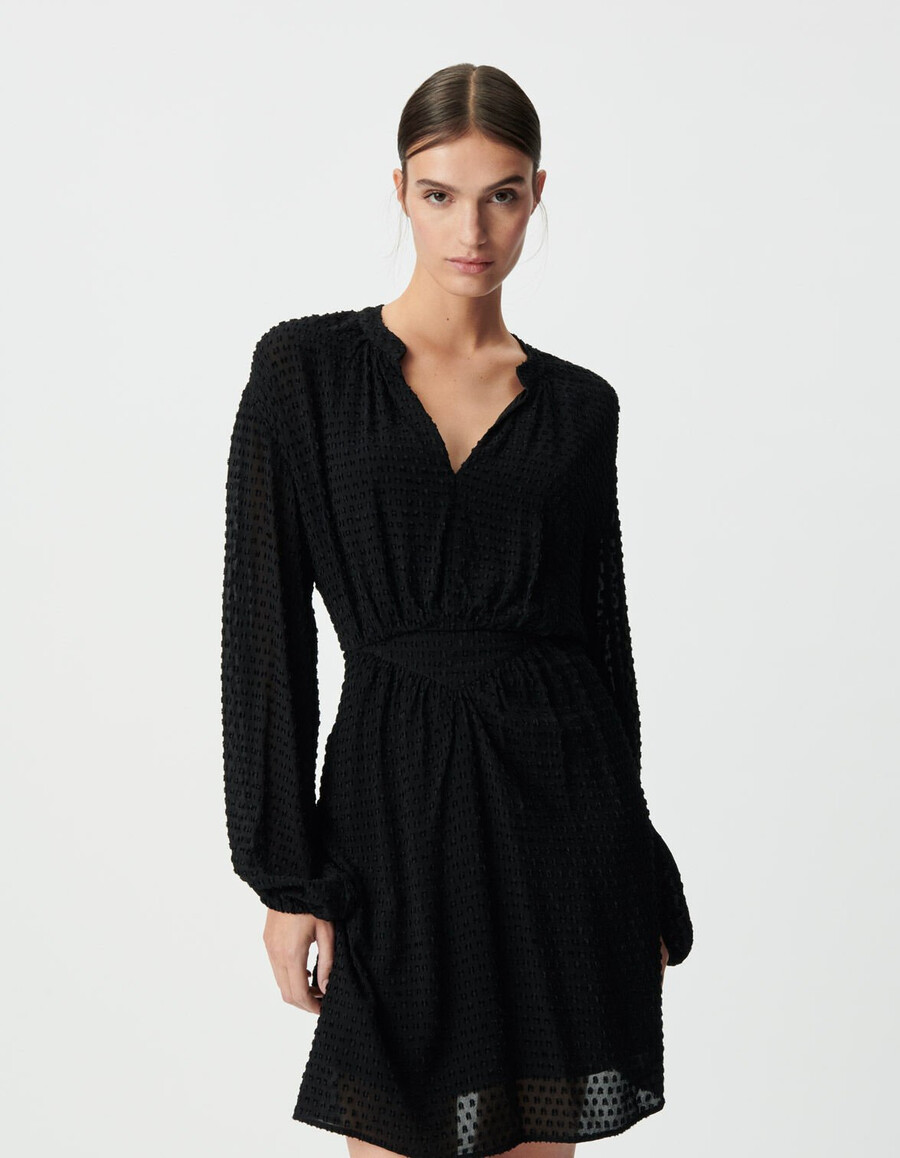 abito nero a maniche lunghe con scollo a v per donna