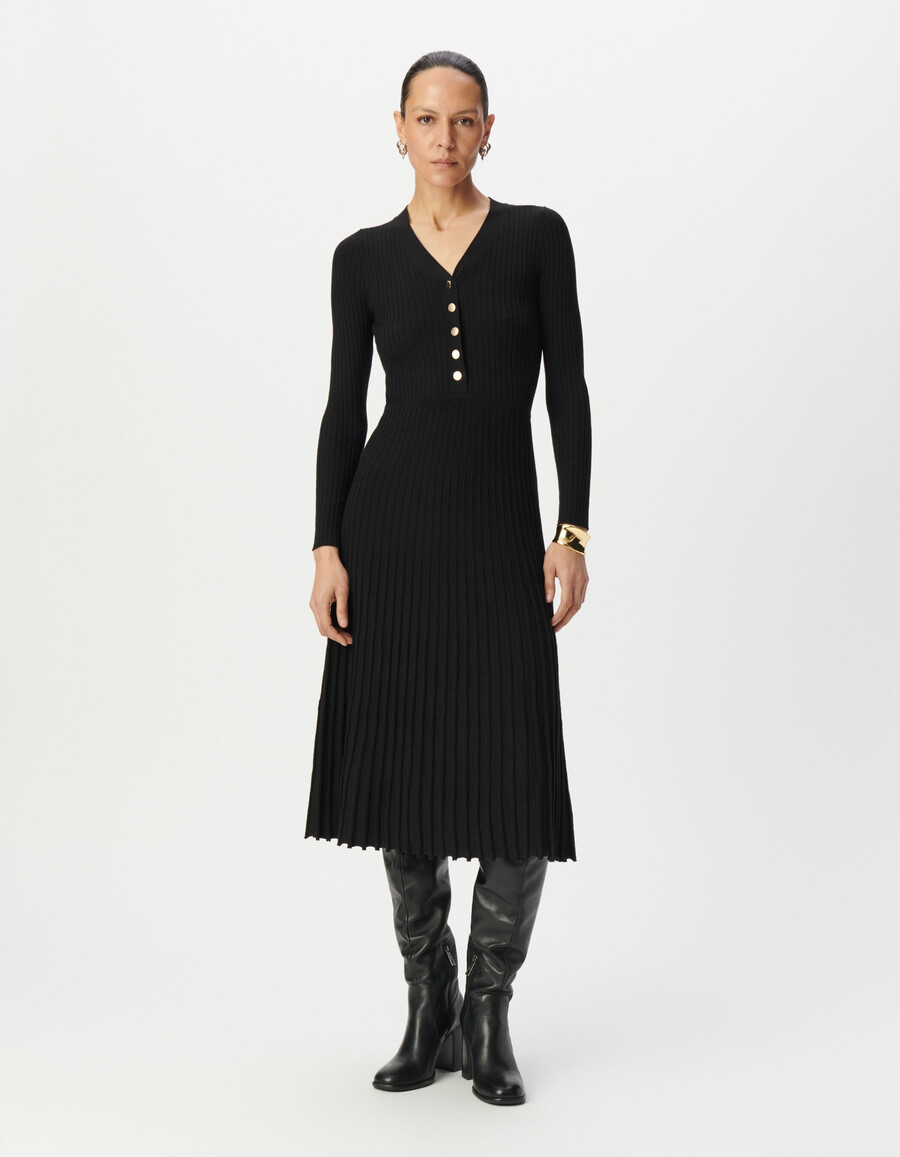 abito lungo in maglia nera plissettata da donna