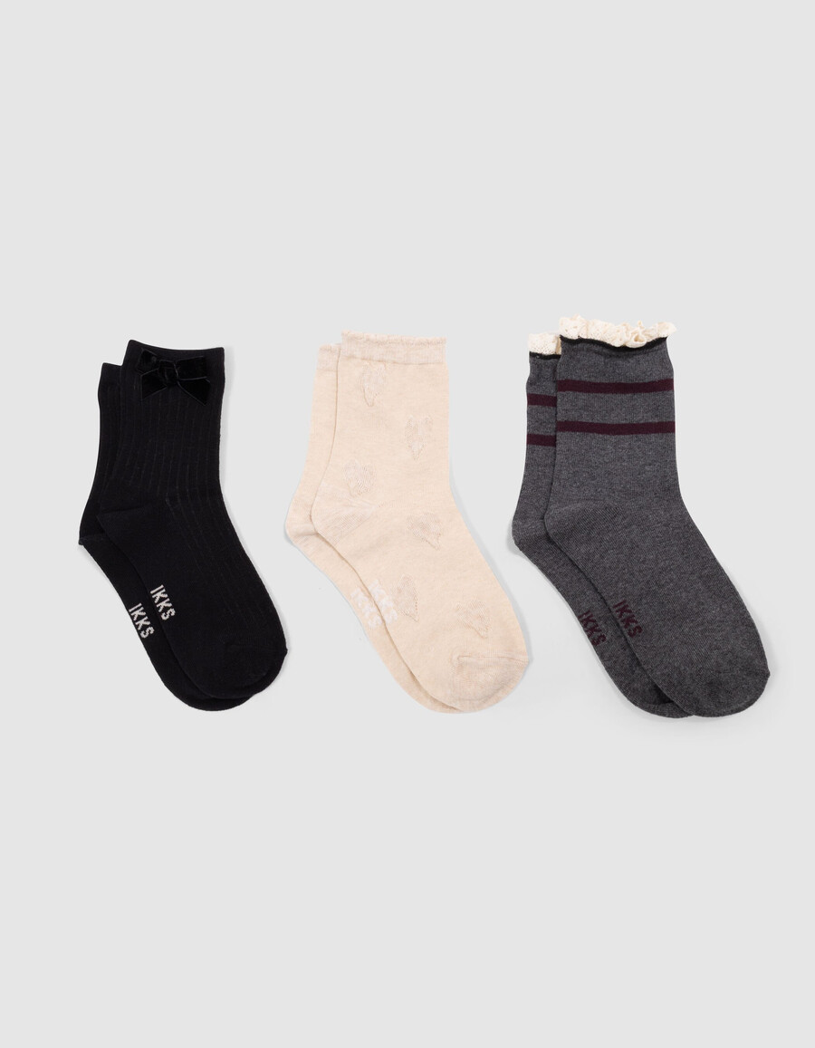 calzini beige neri e grigi per bambine