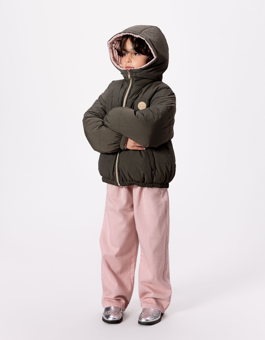 giacca imbottita reversibile in velluto a coste color cachi e rosa per bambine