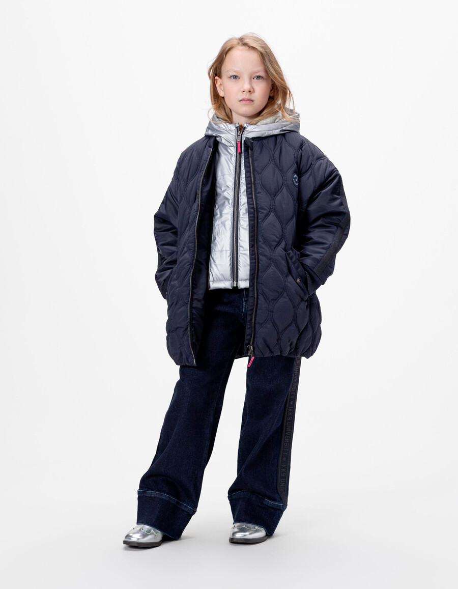 cappotto trapuntato blu navy da bambina con rivestimento staccabile
