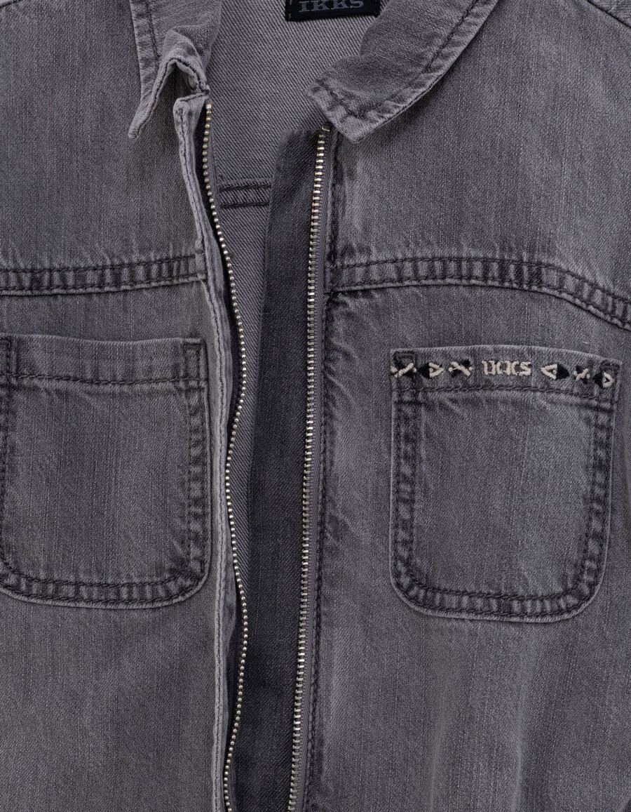 vestito in denim grigio con cintura stampata in cotone biologico per bambina