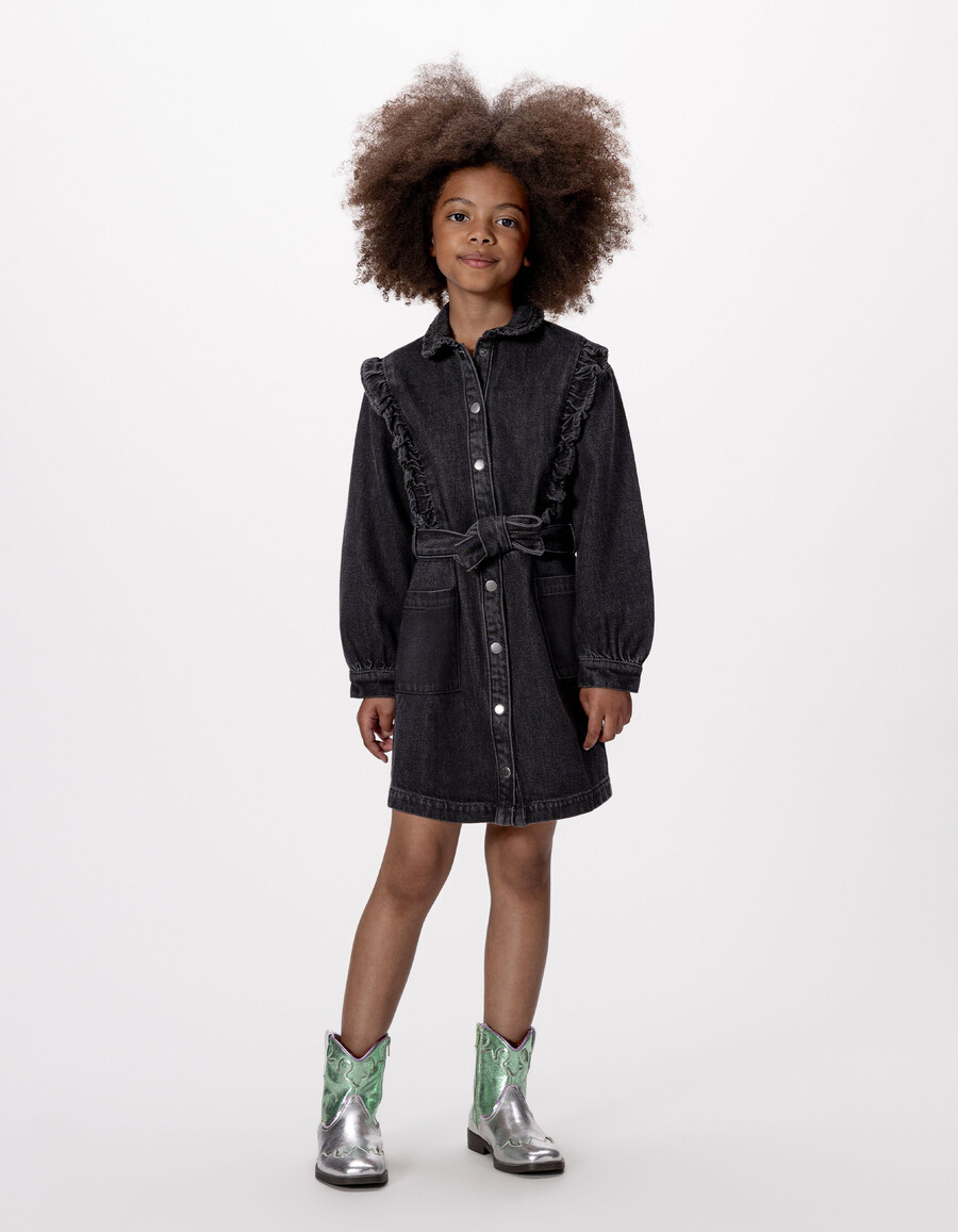 abito in denim grigio con cintura e dettagli arricciati per bambine
