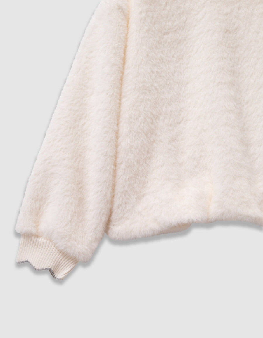 felpa con cappuccio morbida color ecru da bambina con stemma a forma di cuore