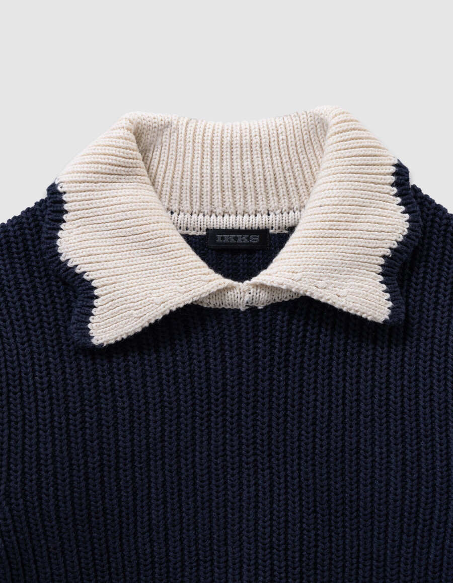 maglione blu navy da bambina colletto écru lettera con paillettes