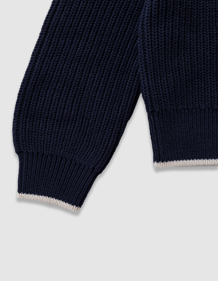 maglione blu navy da bambina colletto écru lettera con paillettes