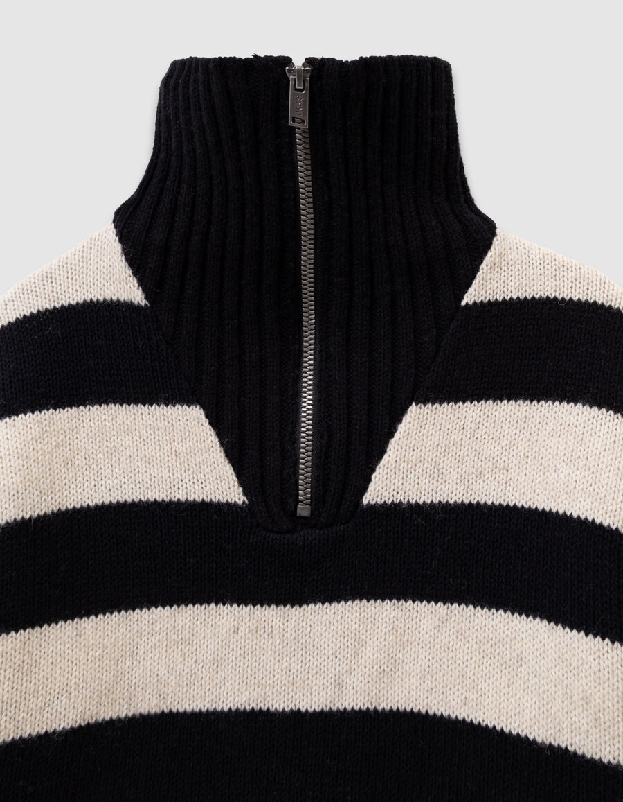 maglione nero con zip e collo a righe beige per bambini