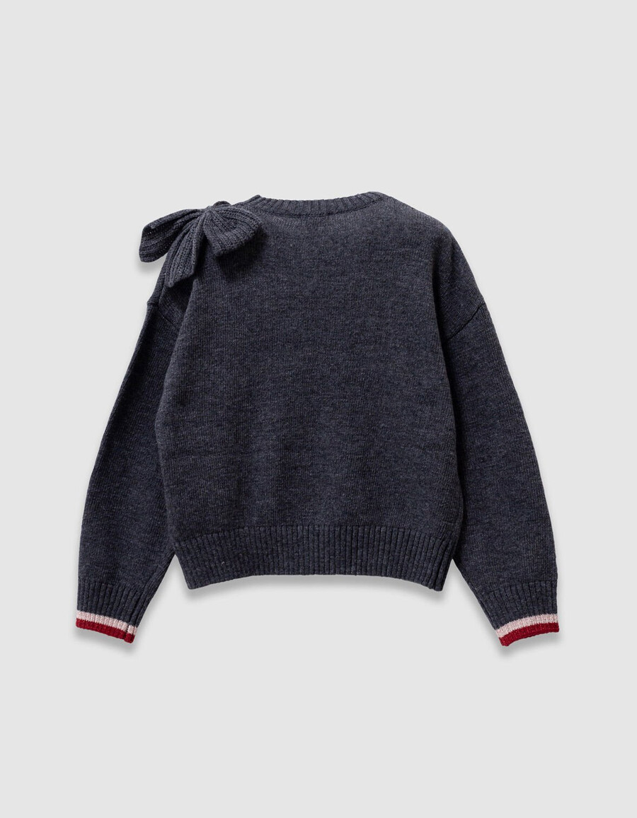 maglione grigio lavorato a maglia per bambine con fiocco xl sulla spalla