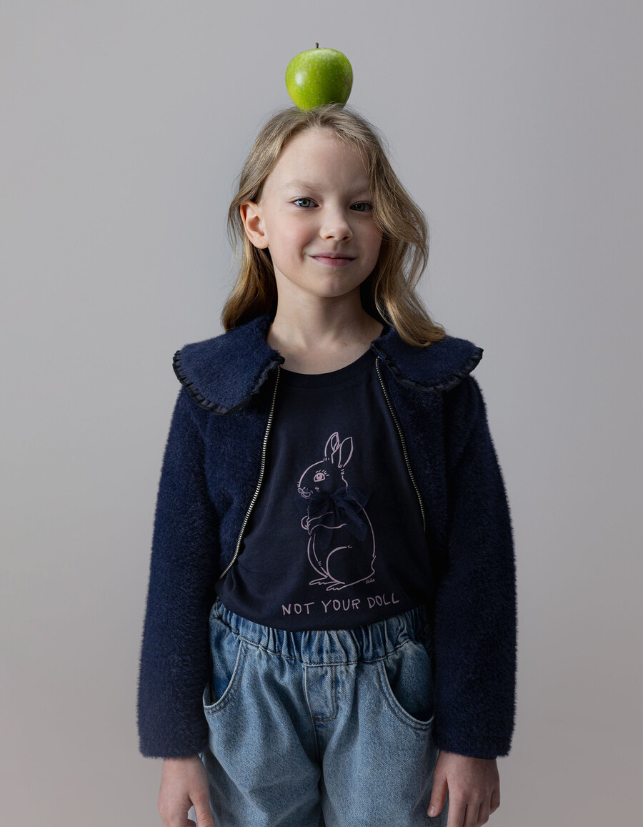 t-shirt blu navy in cotone biologico per bambine coniglio nastro 3d