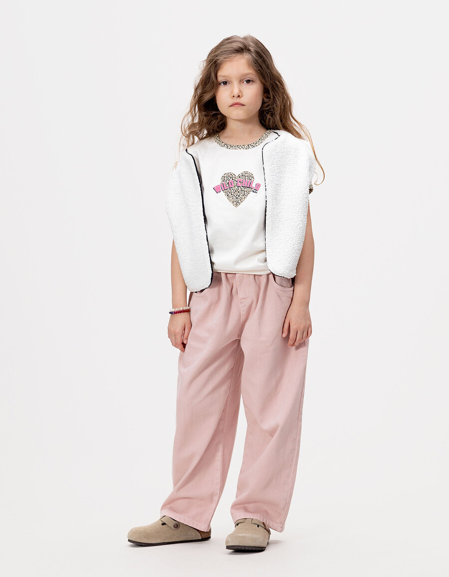 t-shirt da bambina in cotone biologico color écru con stampa leopardata e fiocco