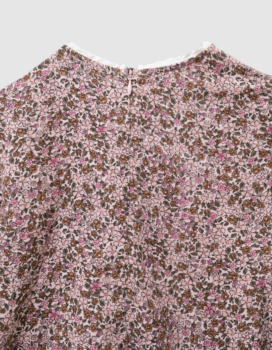 camicetta rosa da bambina con stampa floreale autunnale