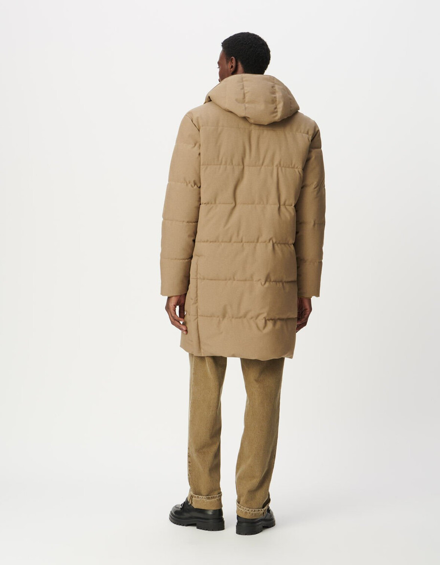 giacca imbottita lunga impermeabile trapuntata beige da uomo