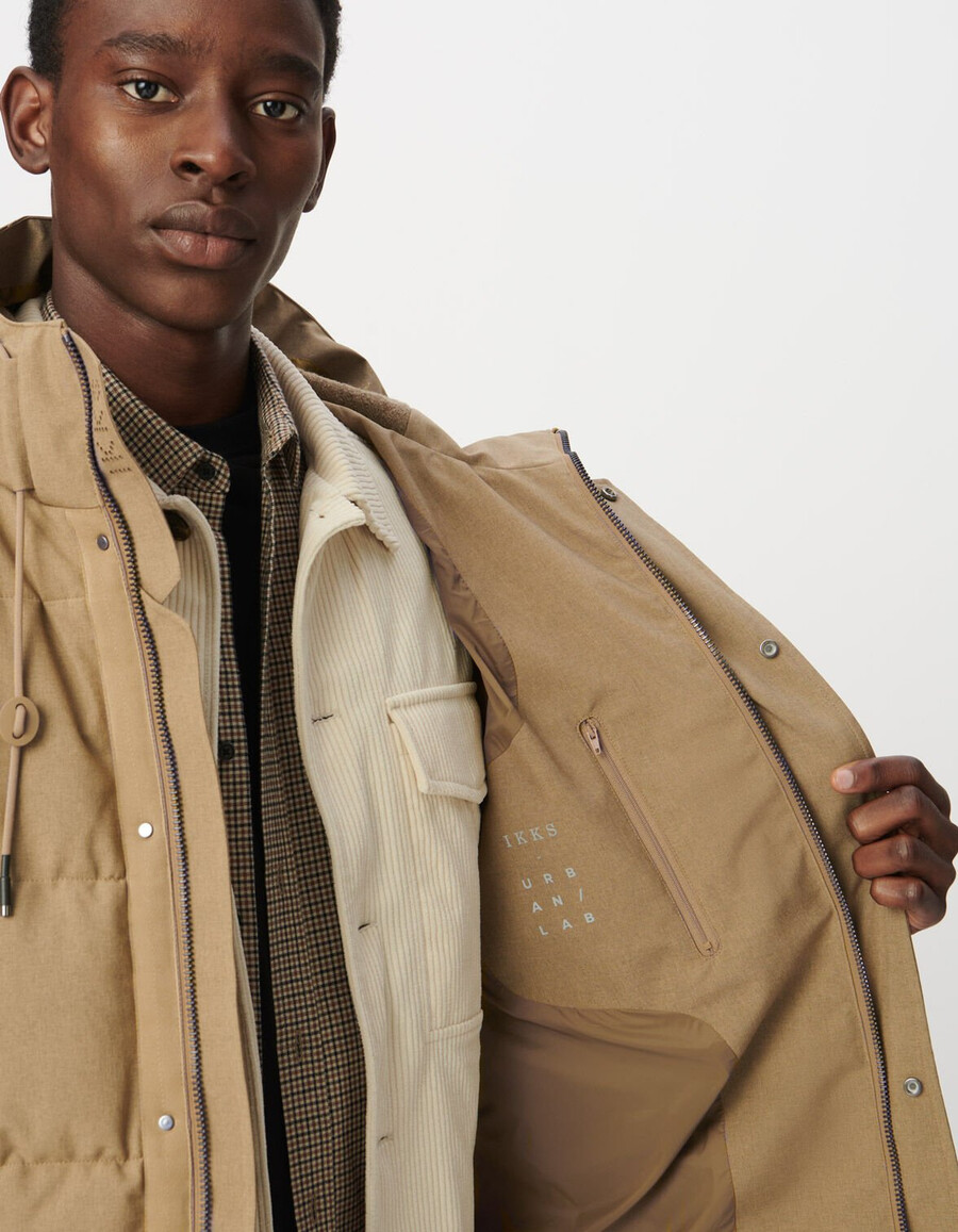giacca imbottita lunga impermeabile trapuntata beige da uomo