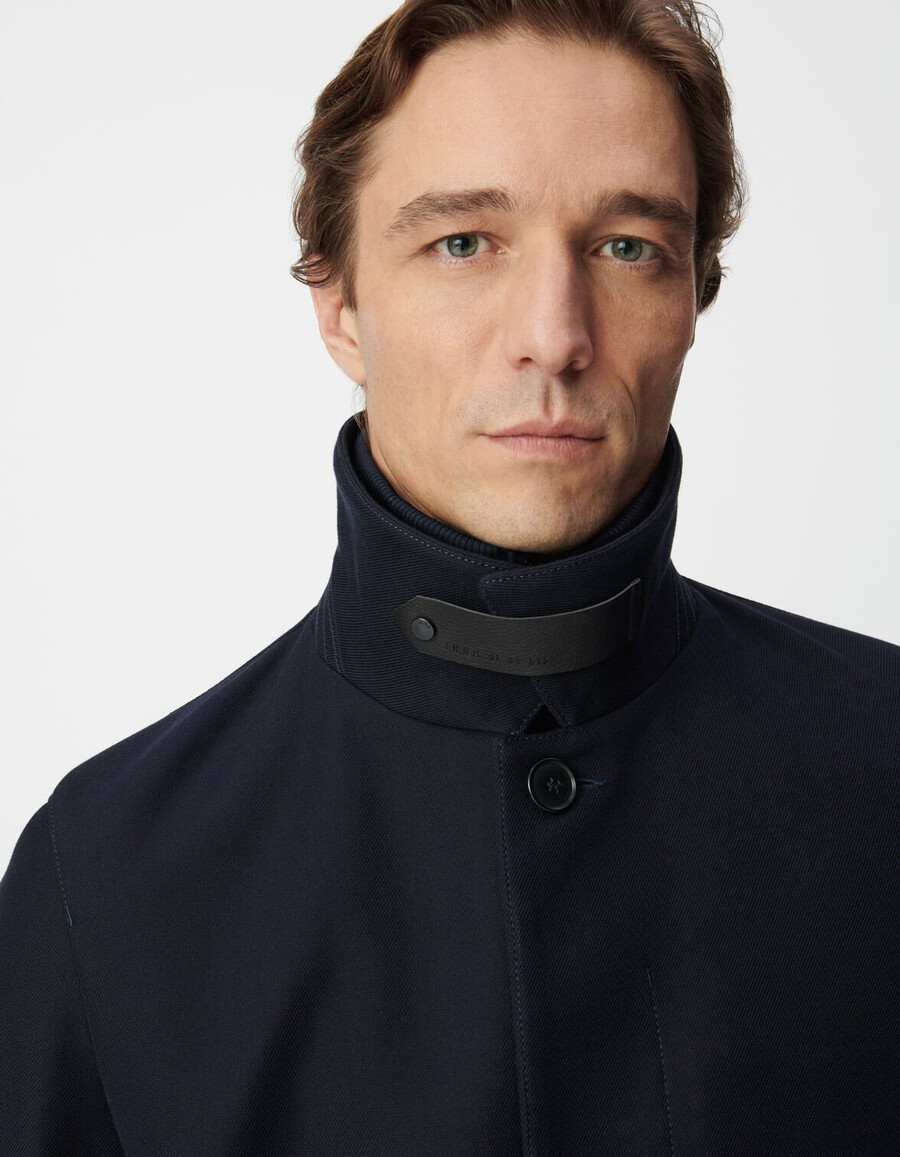 trench blu da uomo con rivestimento rimovibile
