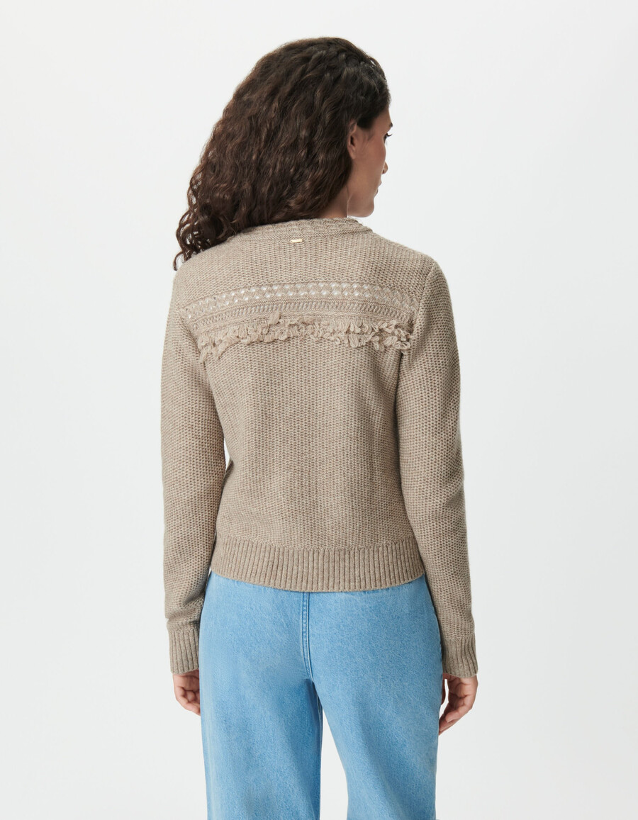 cardigan beige in maglia da donna dettagli con frange bottoni dorati