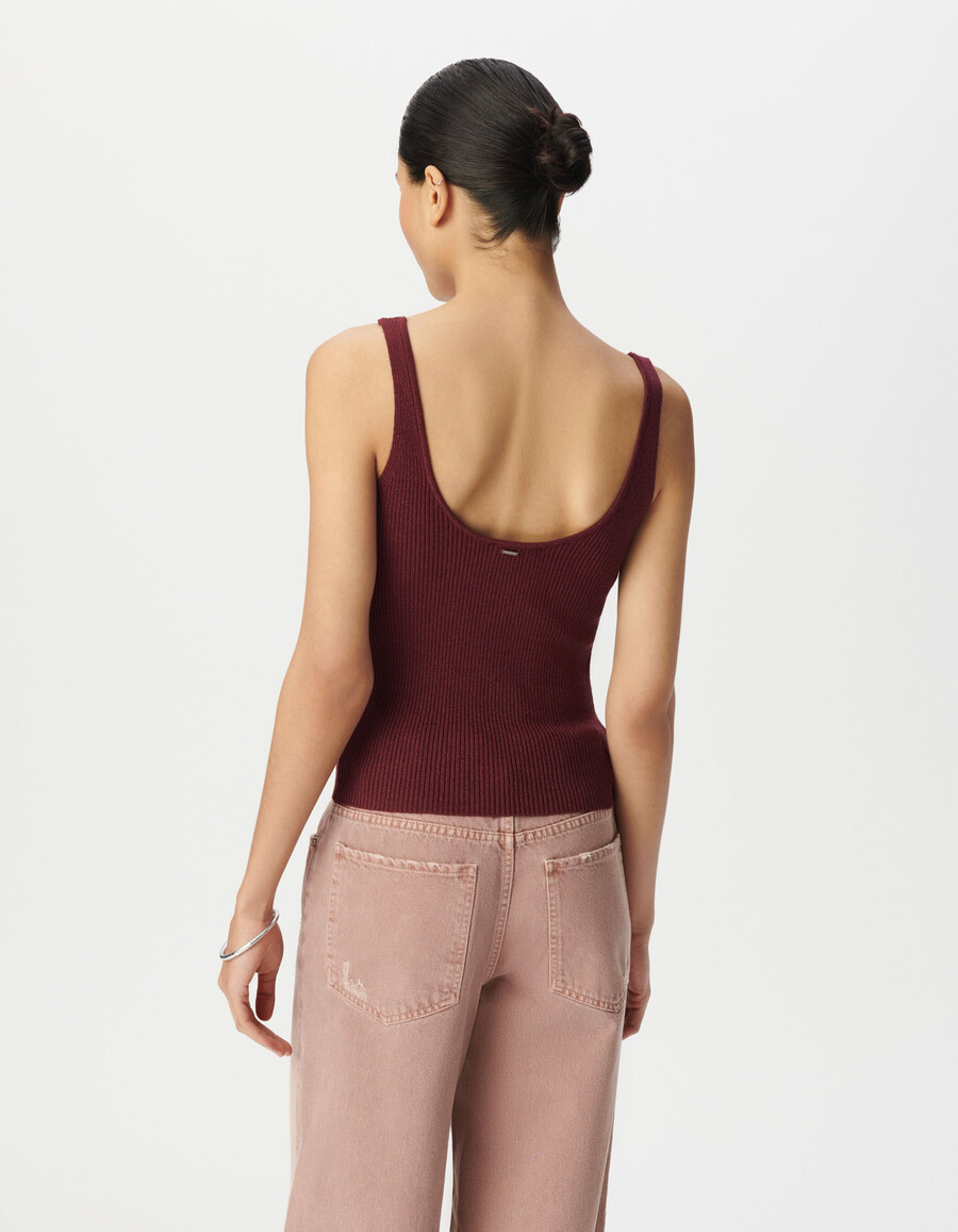 top in maglia fantasia a coste bordeaux con spalline per donna