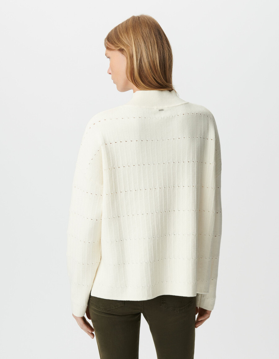 maglione bianco traforato decorativo da donna