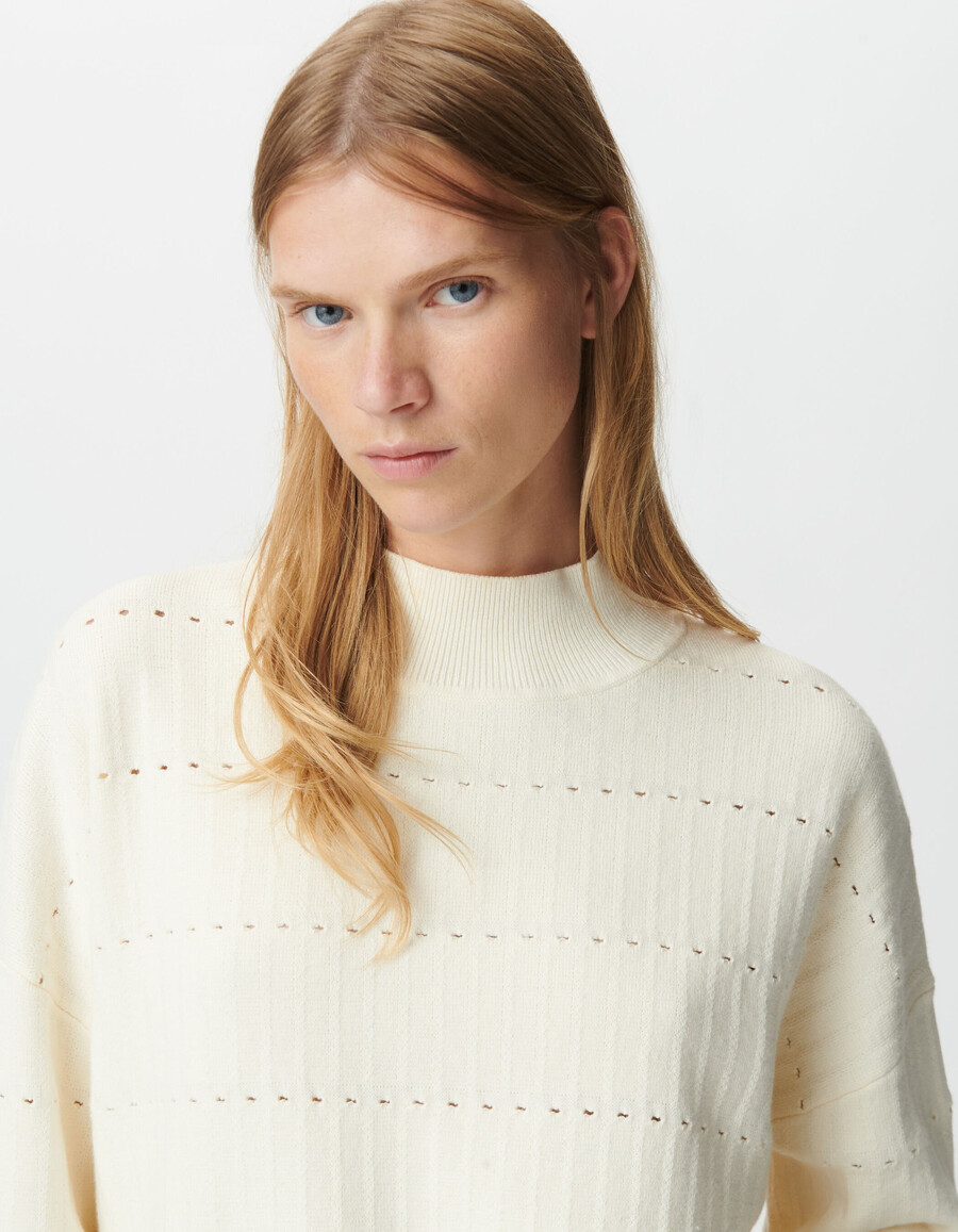 maglione bianco traforato decorativo da donna