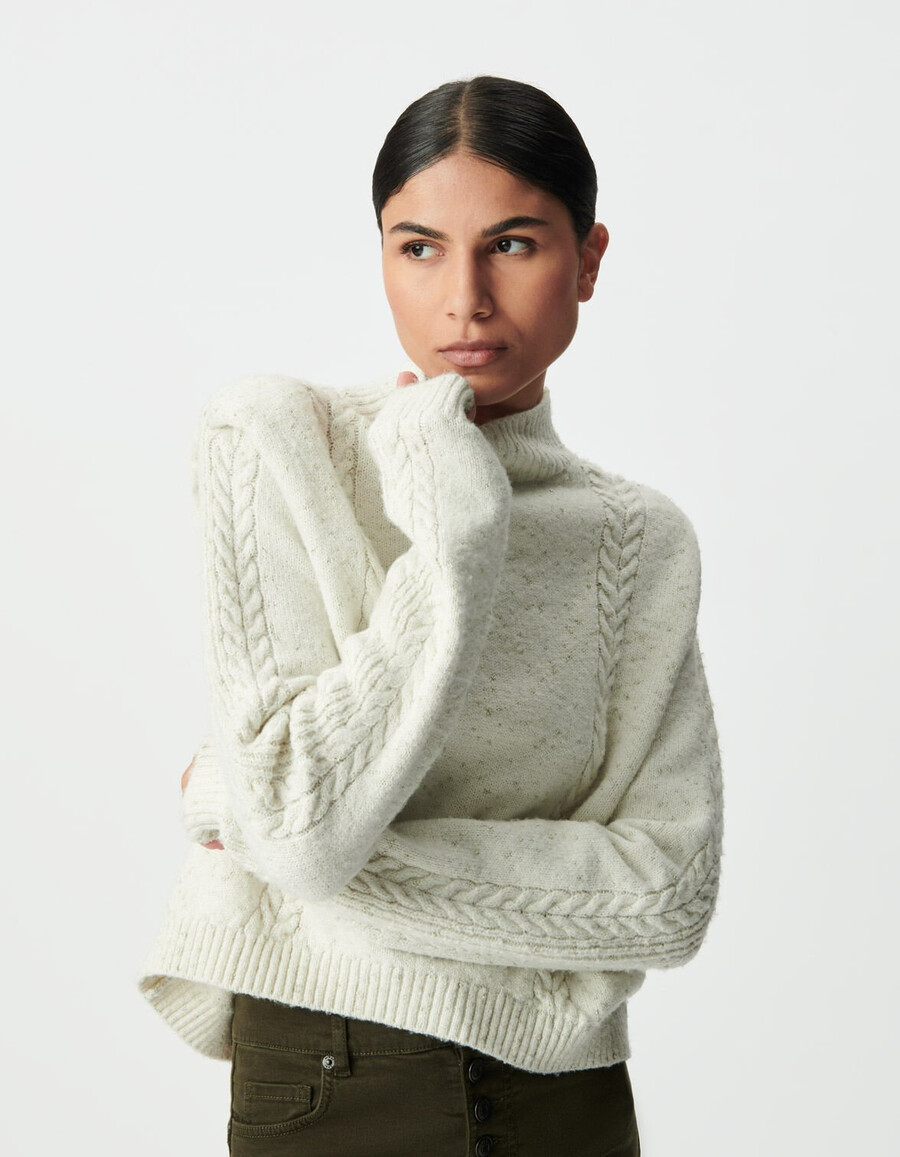 maglione da donna in maglia ecru in lurex spalline e maglia a trecce