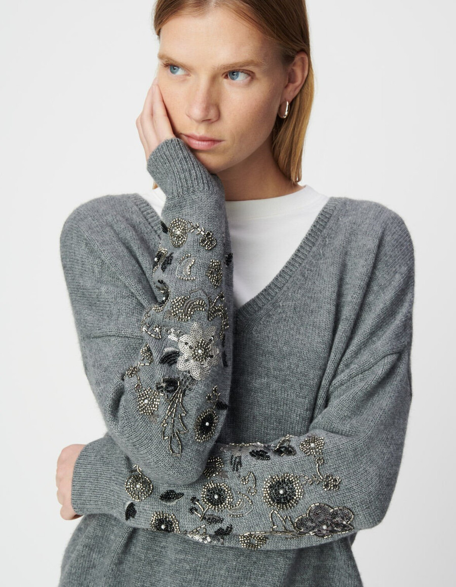 maglione lavorato a maglia grigio mélange con dettagli gioiello per donna
