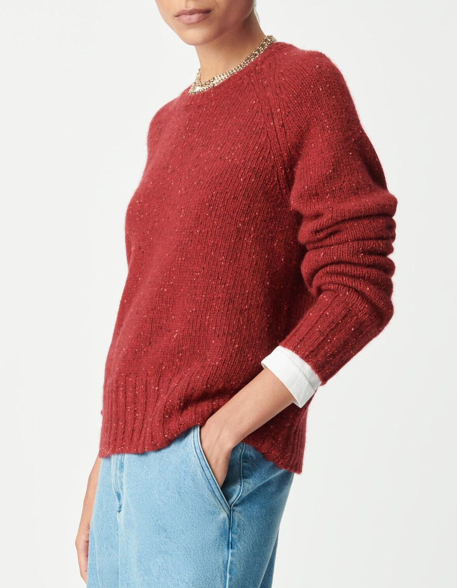 maglione rosso lavorato a maglia con scollo rotondo per donna