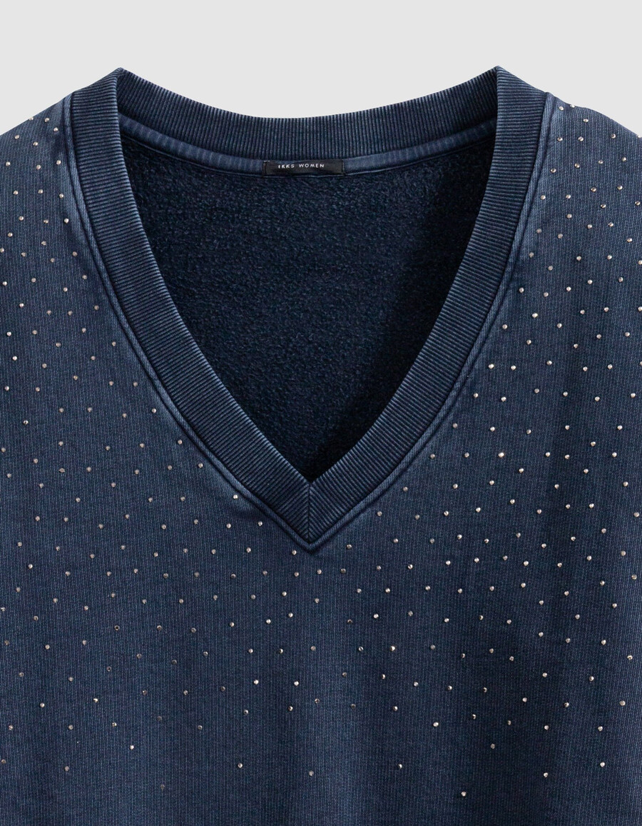 maglione da donna in cotone biologico blu navy con scollo a v e strass