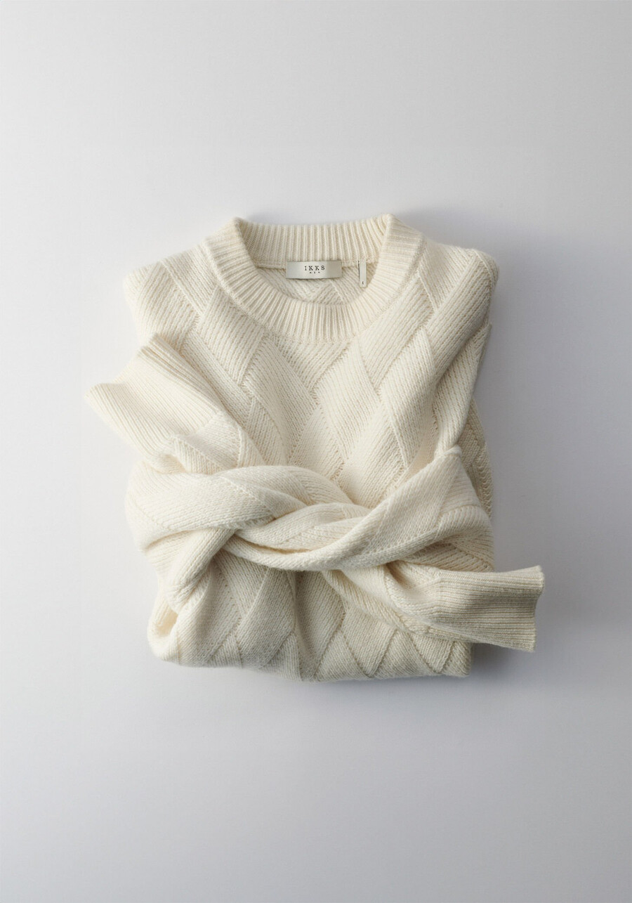 maglione da uomo in maglia di misto lana bianca con effetto intrecciato