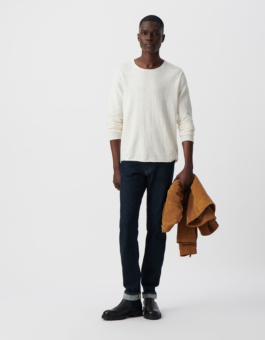 maglione da uomo in maglia gesso slub con bordi arrotolati