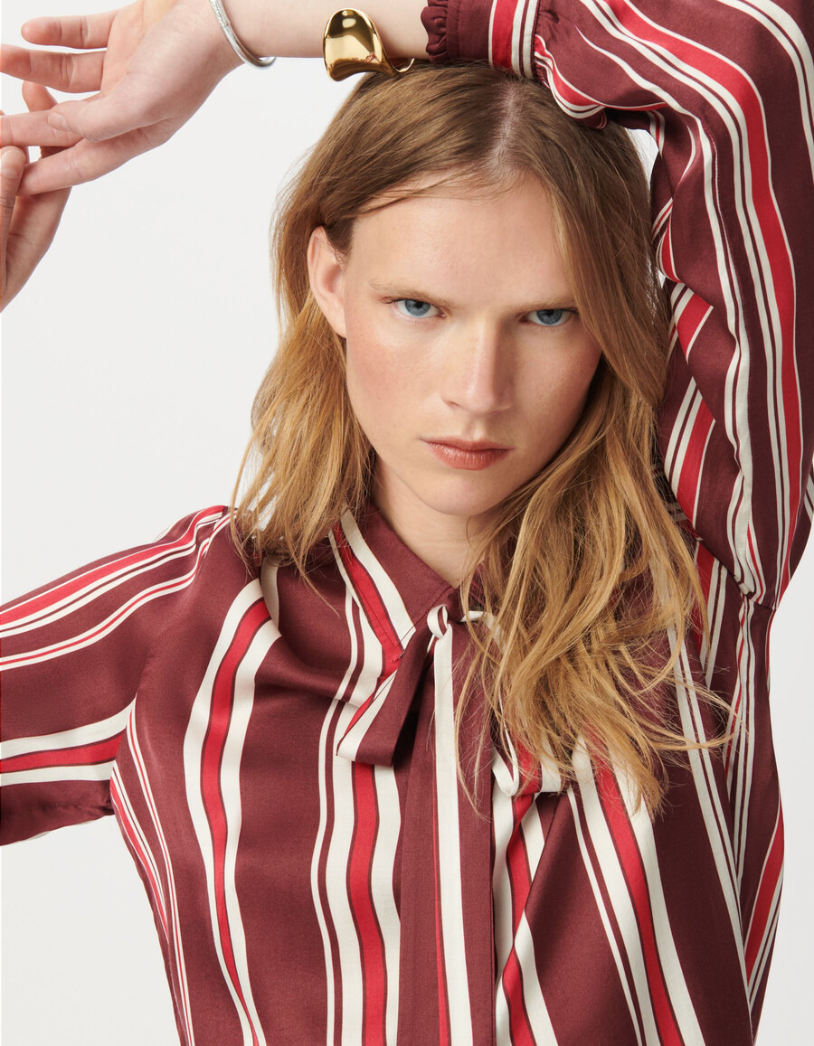 camicia da donna con cravatta a righe bordeaux